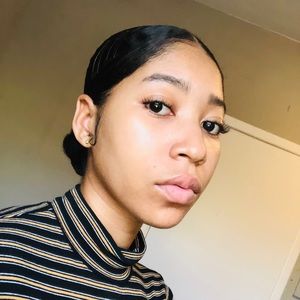 Meet your Posher, Jonelle